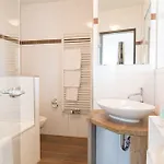 Arooma Hotel 3*
