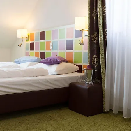 Arooma Hotel