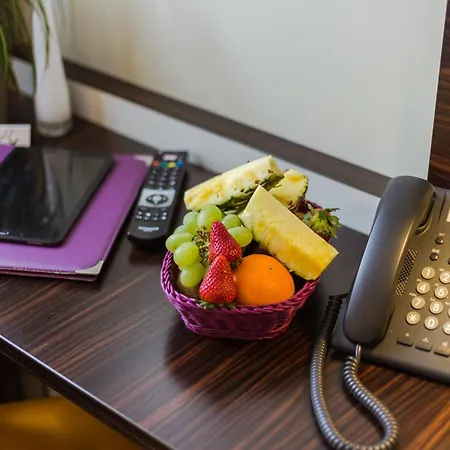 Arooma Hotel 3*
