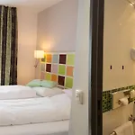 Hotell Arooma Erding