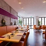 Hotell Arooma