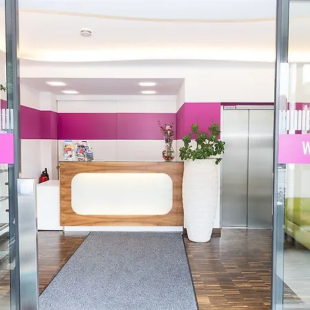 Arooma 3* Erding