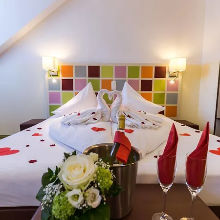 Arooma 3* Erding