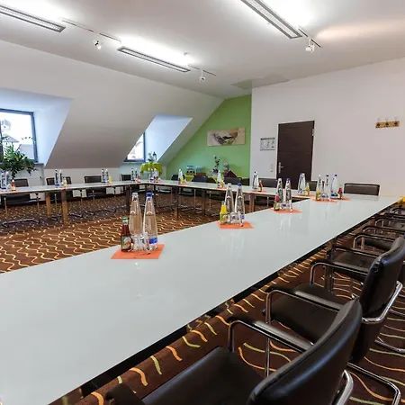 Arooma 3* Erding